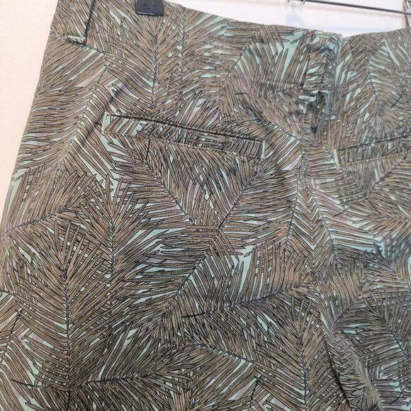 Lee midrise fit Women's Palm Tree Green Tropical Jungle Shorts 6" inseam size 10 - Picture 7 of 9